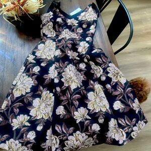 Black House White Market Mauve gold flower dress. NWT